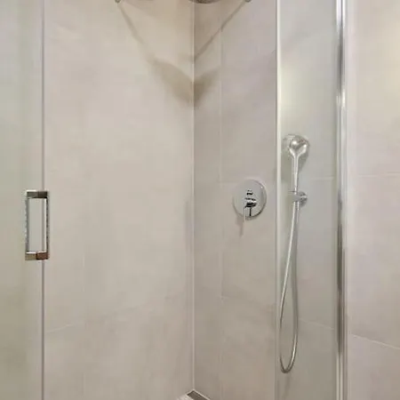 Modern Stone House, Luxury In Old Town Guest house 4*