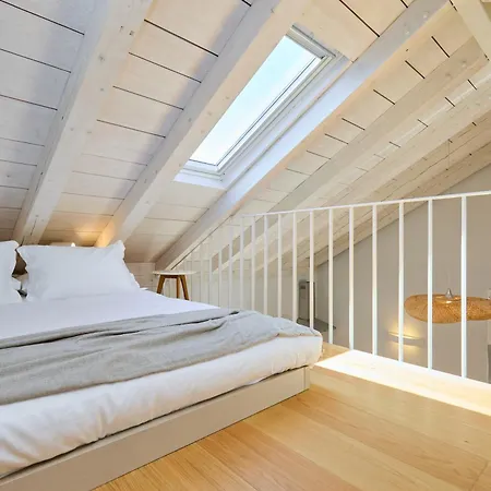 Vendégház Modern Stone House, Luxury In Old Town 4*